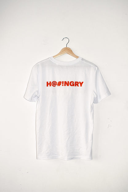 T-shirt baksida. Vit tröja med röd text. Hangry People.